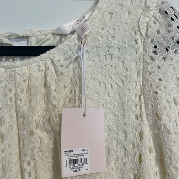 NWT LC Lauren Conrad Women’s Flowy Popover Top - Picture 3 of 4